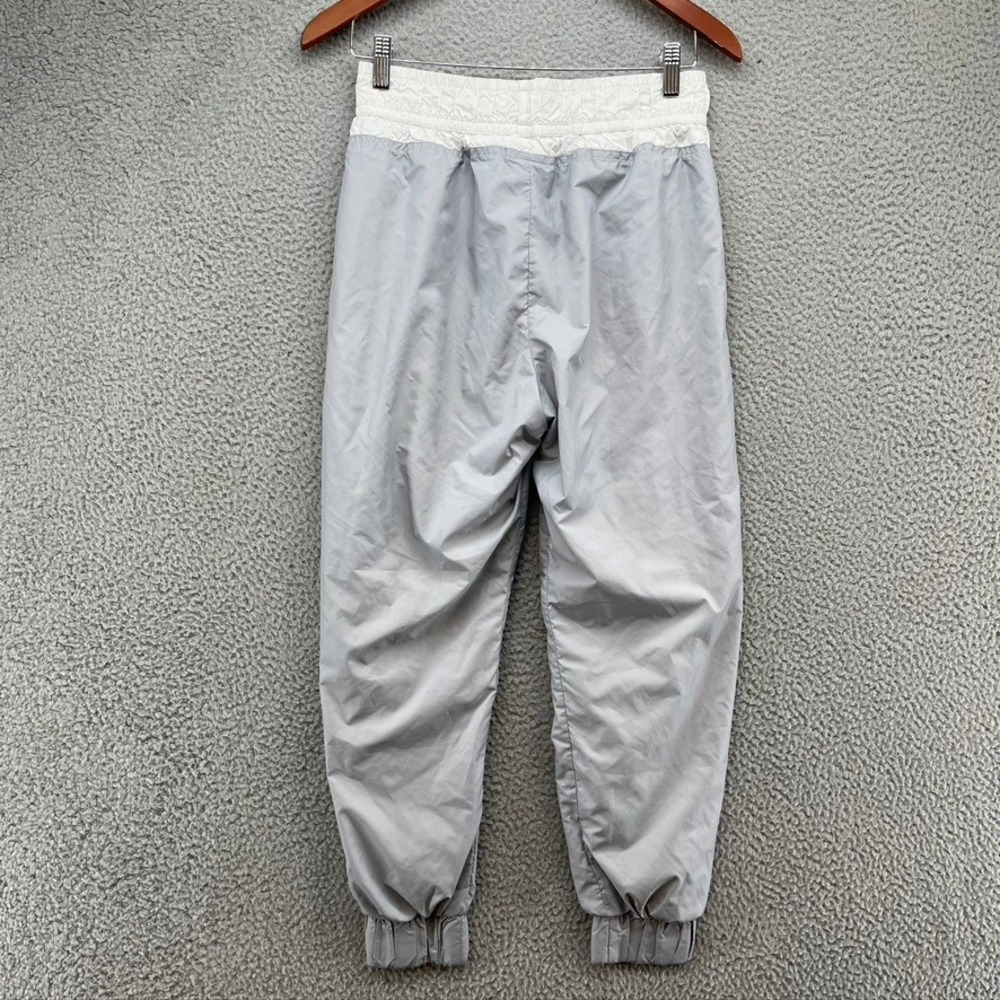 Nike Activewear Bundle Womens Small Grey Red Black Sweatshirt Pants Leggings 4pc - Picture 10 of 12